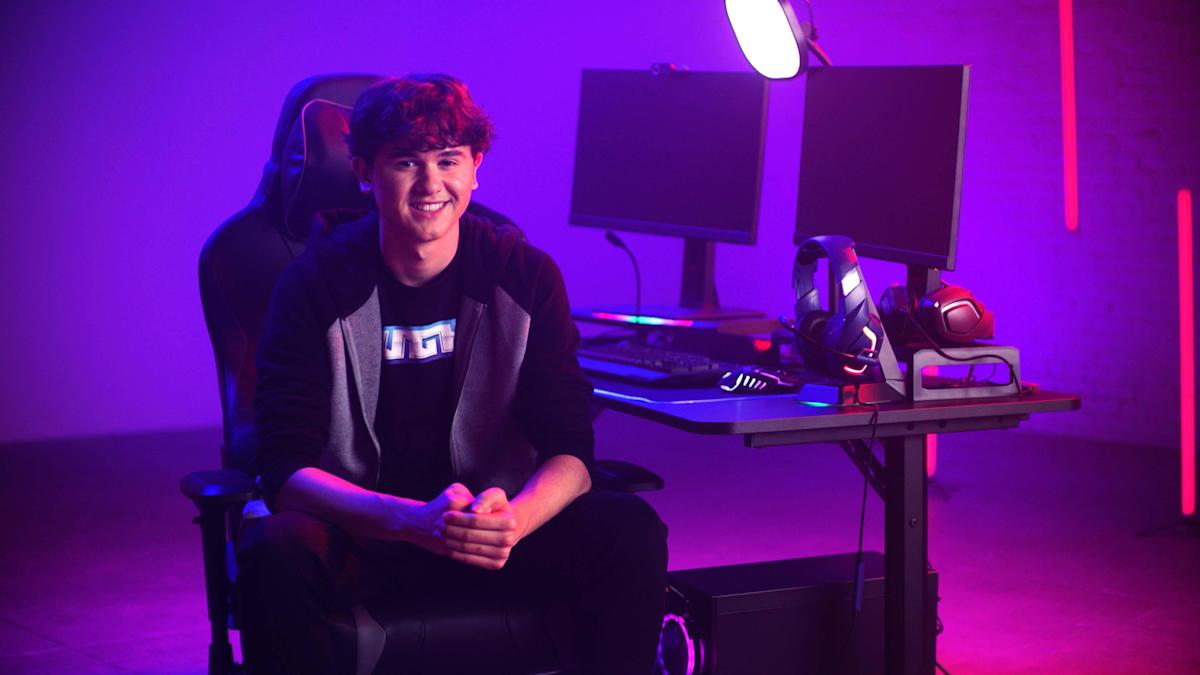 5 Under Reunites With Bugha, 2019 Fortnite World Cup Champion, on New Product Collaborations